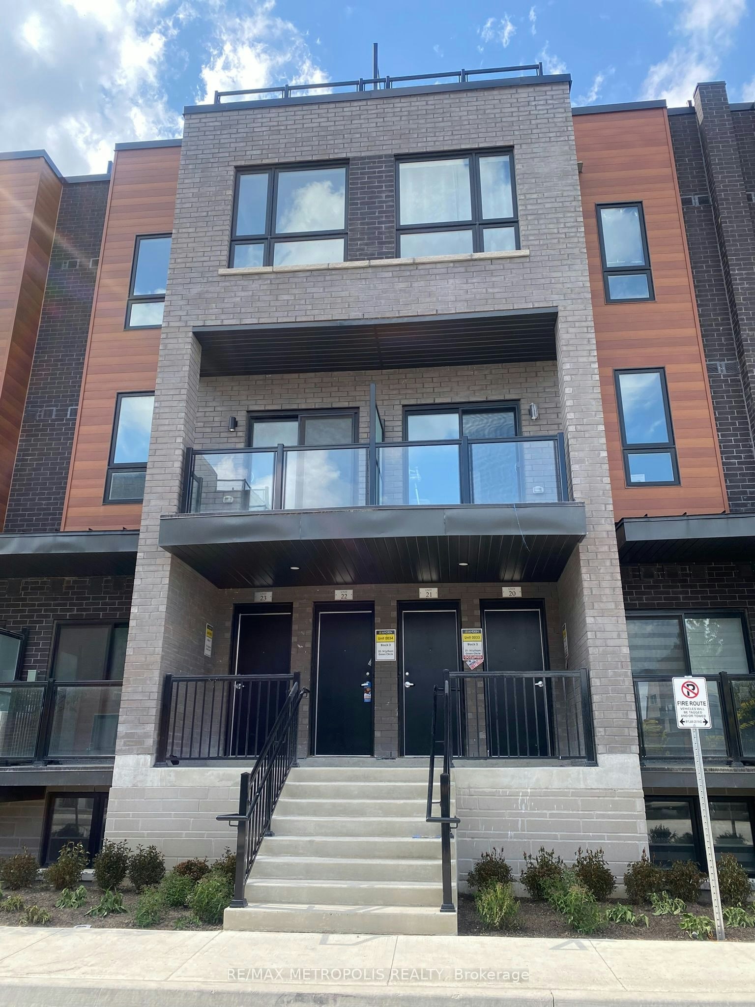 20-14 Lytham Green Circle, Newmarket, ON, L3Y 0H3 - 3