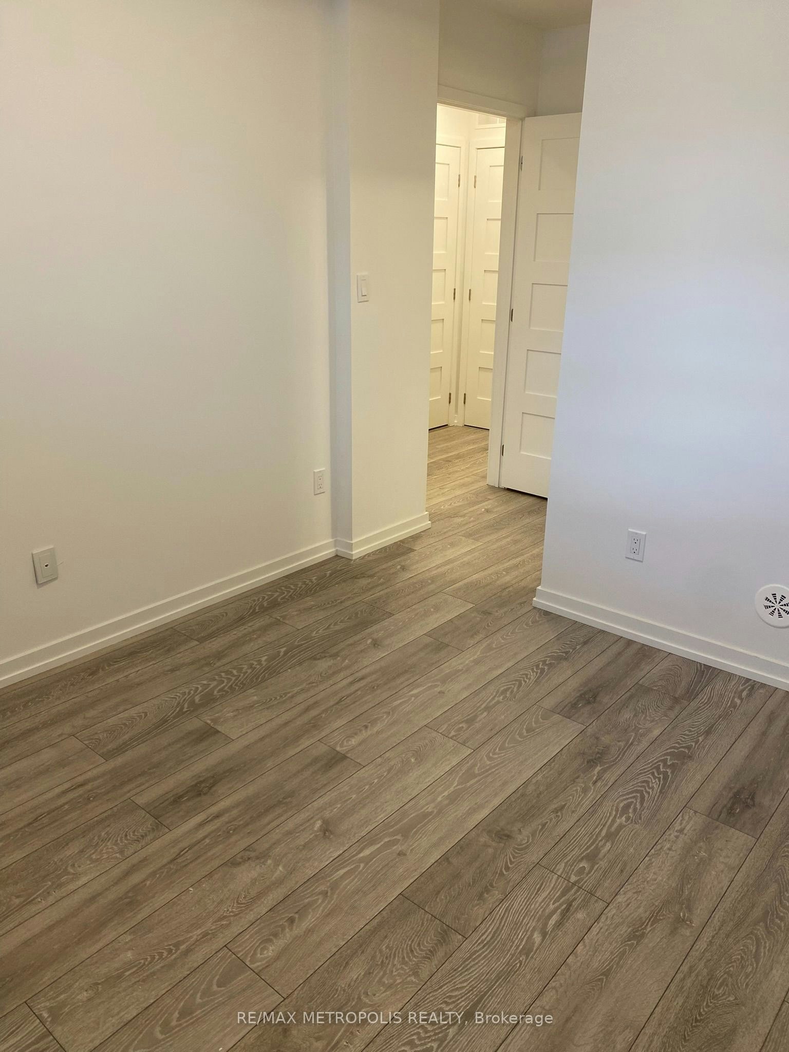 20-14 Lytham Green Circle, Newmarket, ON, L3Y 0H3 - 16