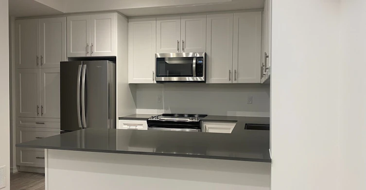 20-14 Lytham Green Circle, Newmarket, ON, L3Y 0H3 - 9