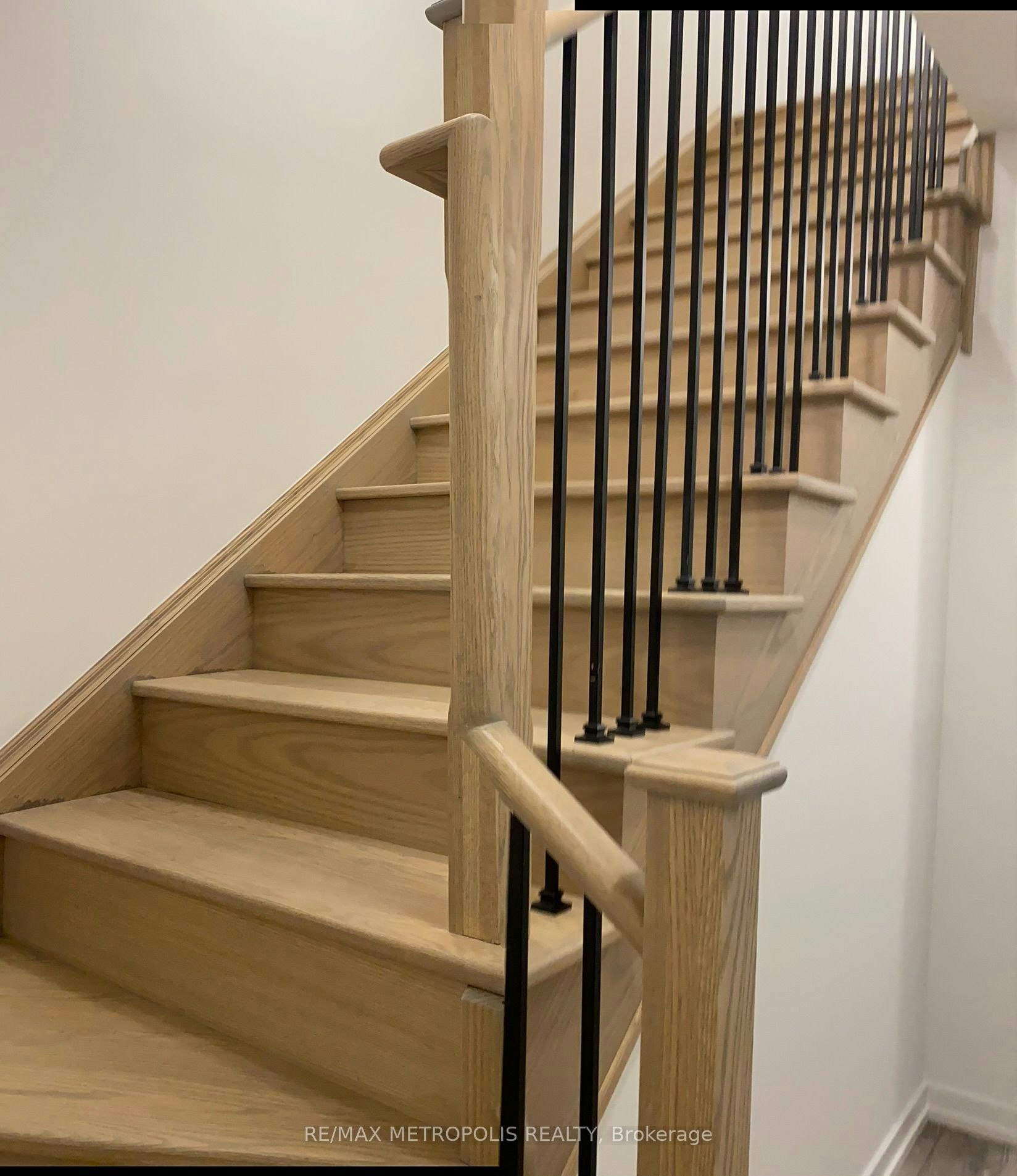 20-14 Lytham Green Circle, Newmarket, ON, L3Y 0H3 - 12
