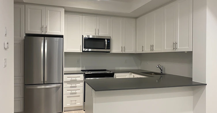20-14 Lytham Green Circle, Newmarket, ON, L3Y 0H3 - 8