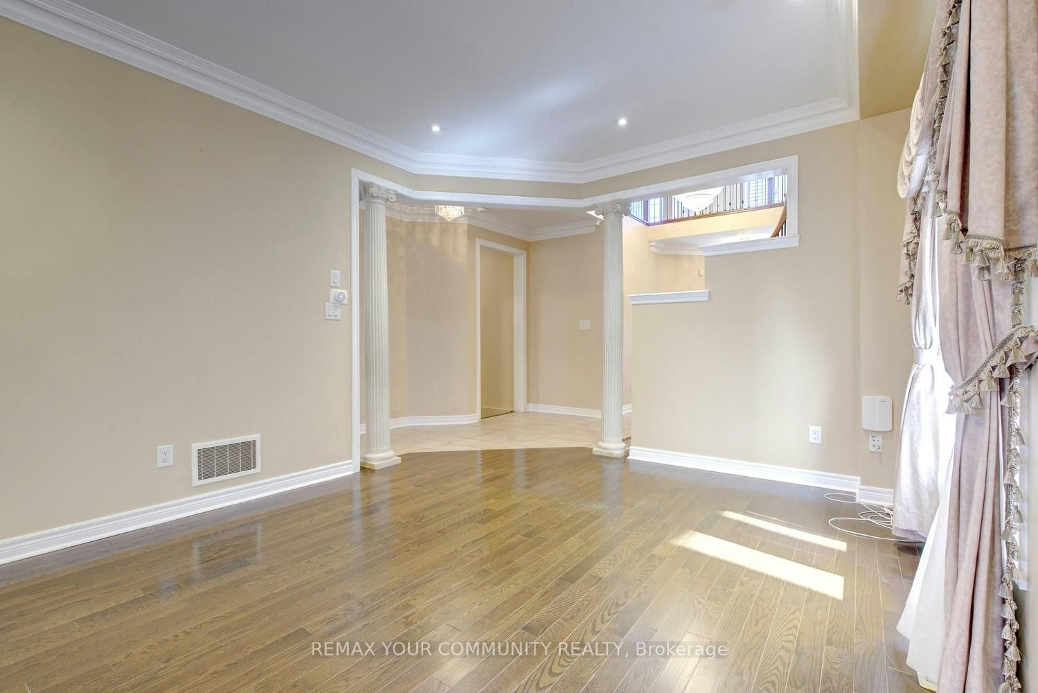 89 Maple Valley Drive, Vaughan, ON, L6A 0Y1 - 11