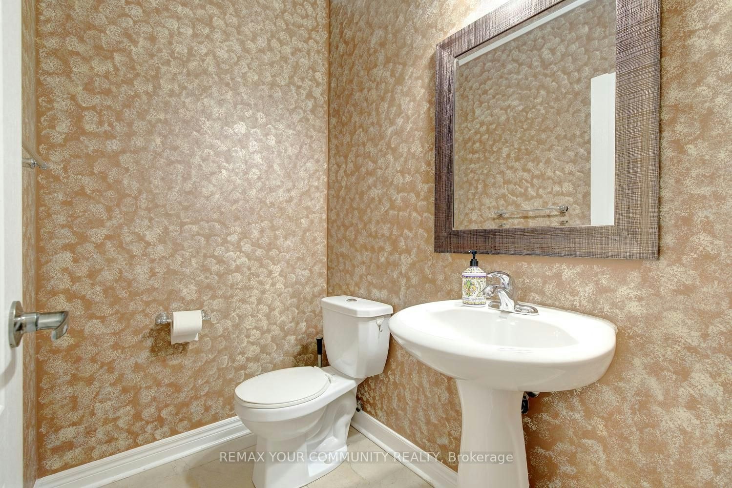 89 Maple Valley Drive, Vaughan, ON, L6A 0Y1 - 8