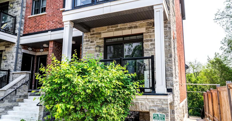 426-201 Pine Grove Rd Road, Vaughan, ON, L4L 2H7 - 4