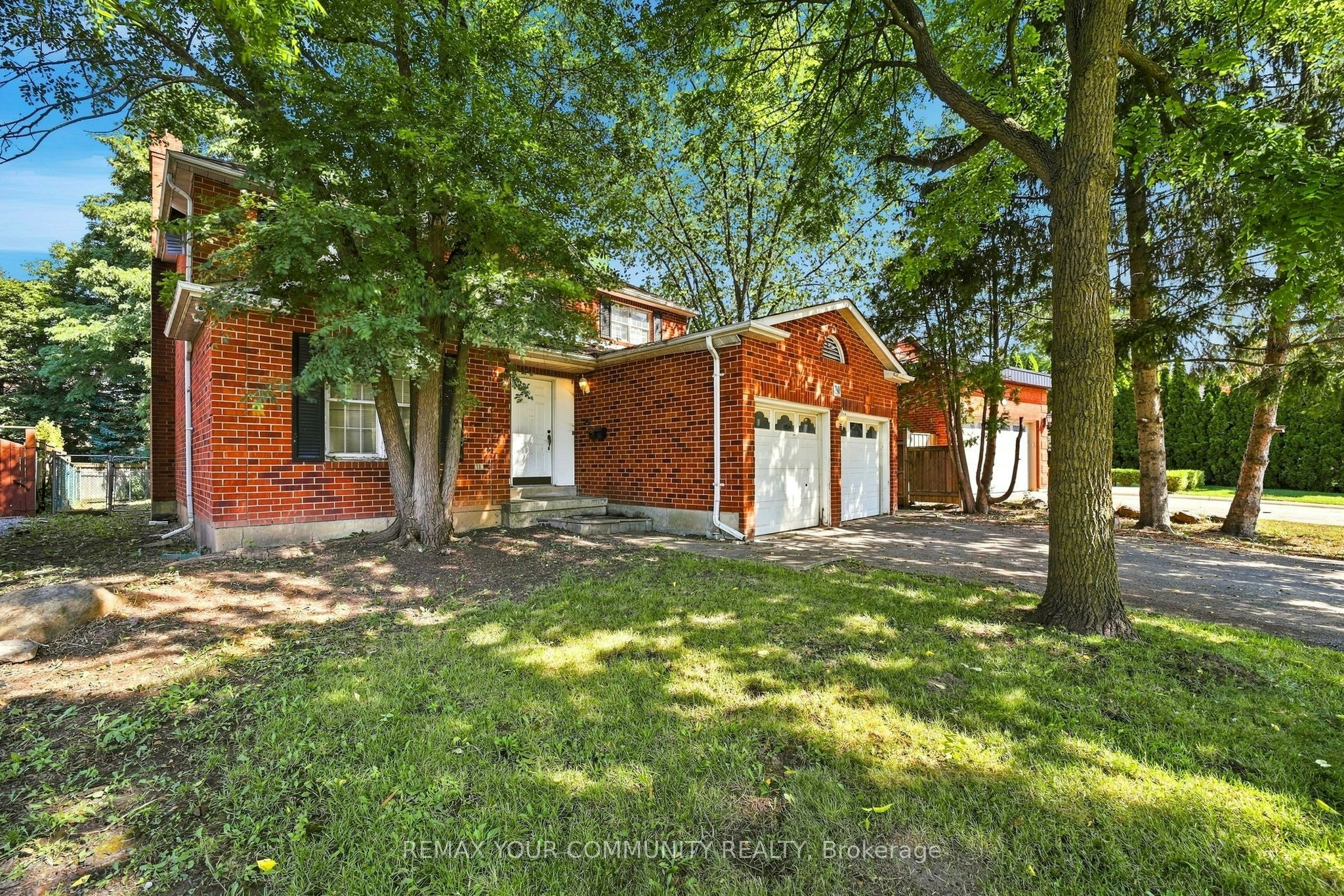 34A Claridge Drive, Richmond Hill, ON, L4C 6H3