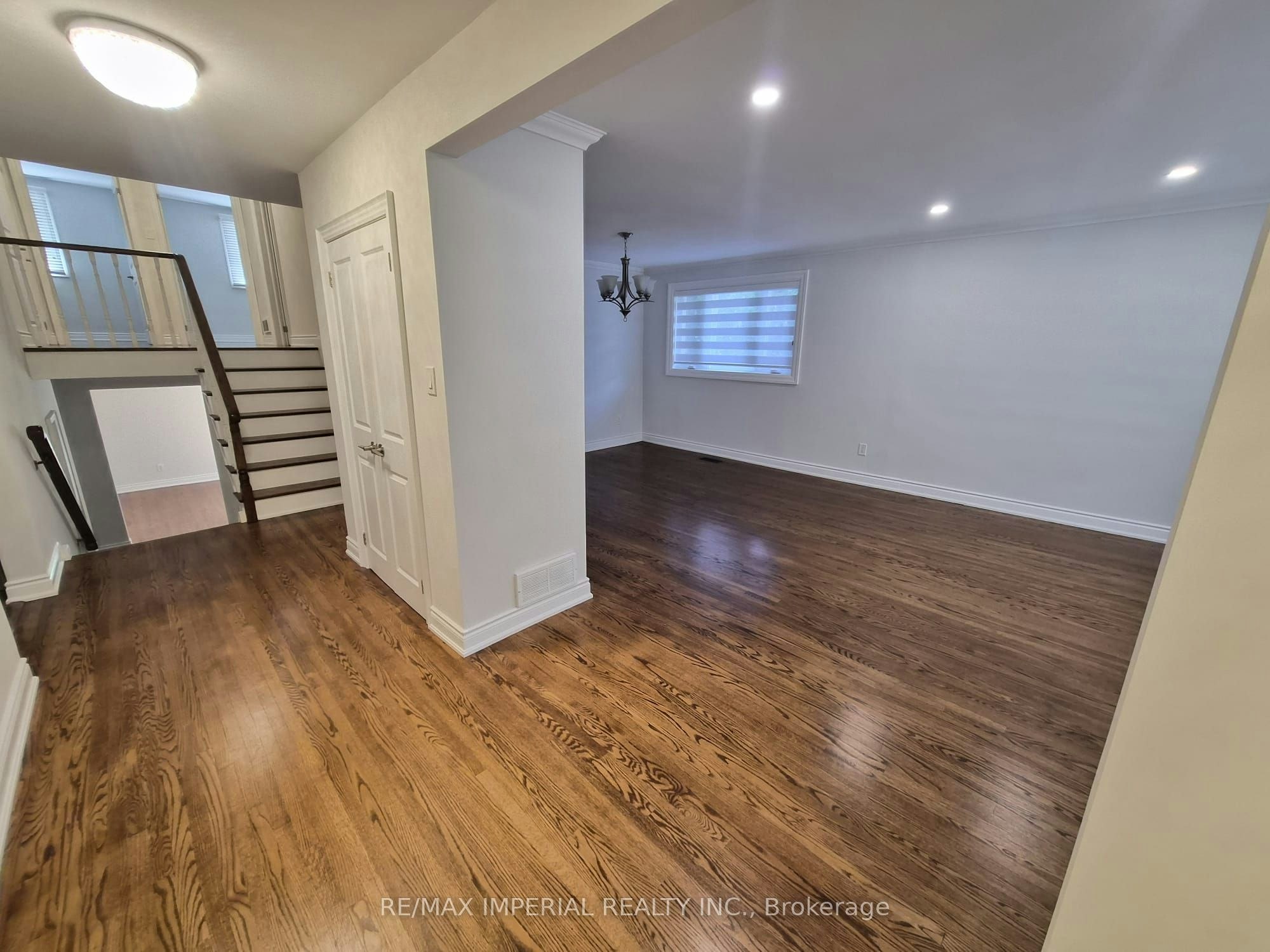8 Multiflora Place, Markham, ON, L3T 2W5 - 6