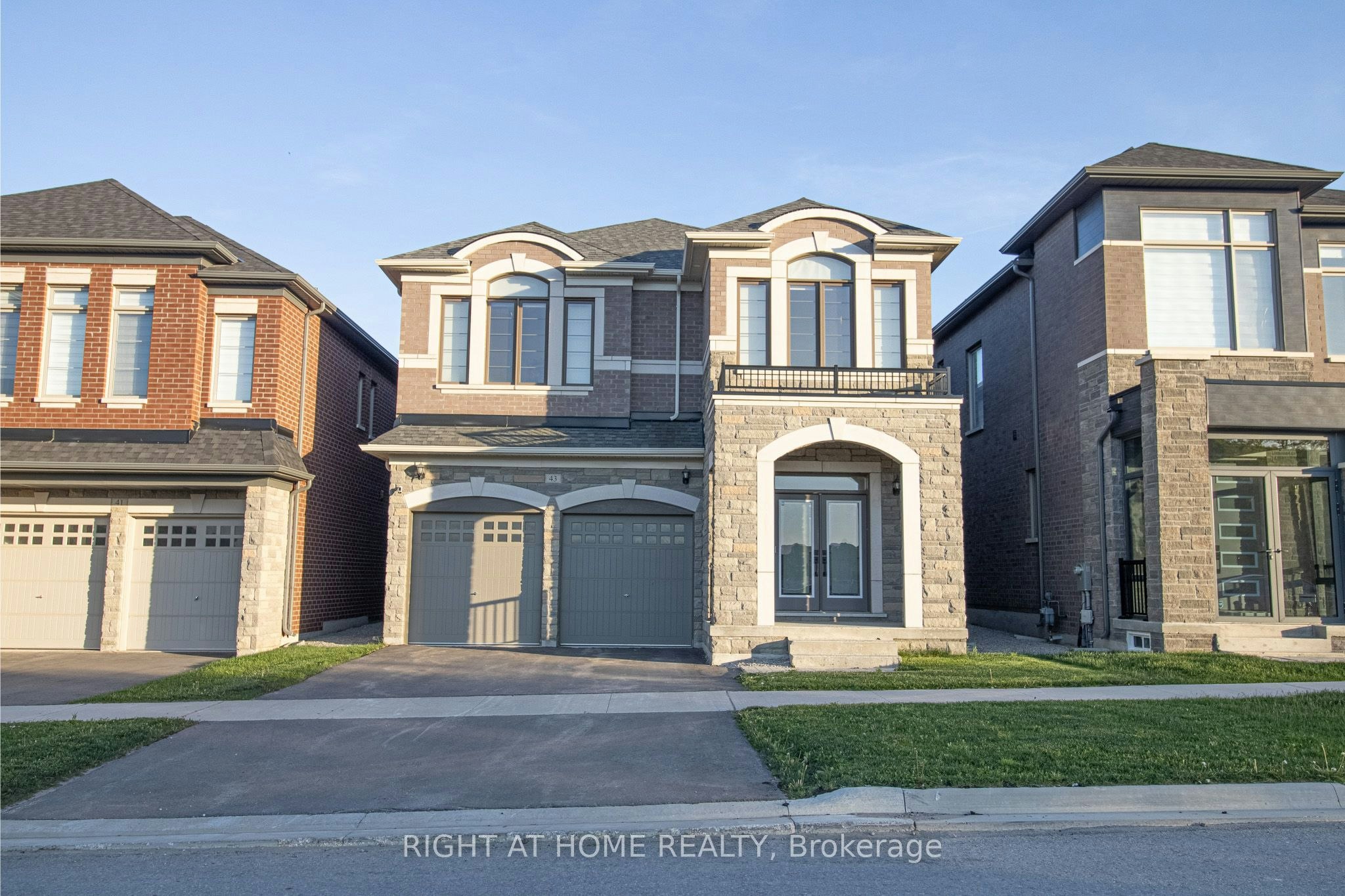 43 Longworth Avenue, Richmond Hill, ON, L4E 1J2