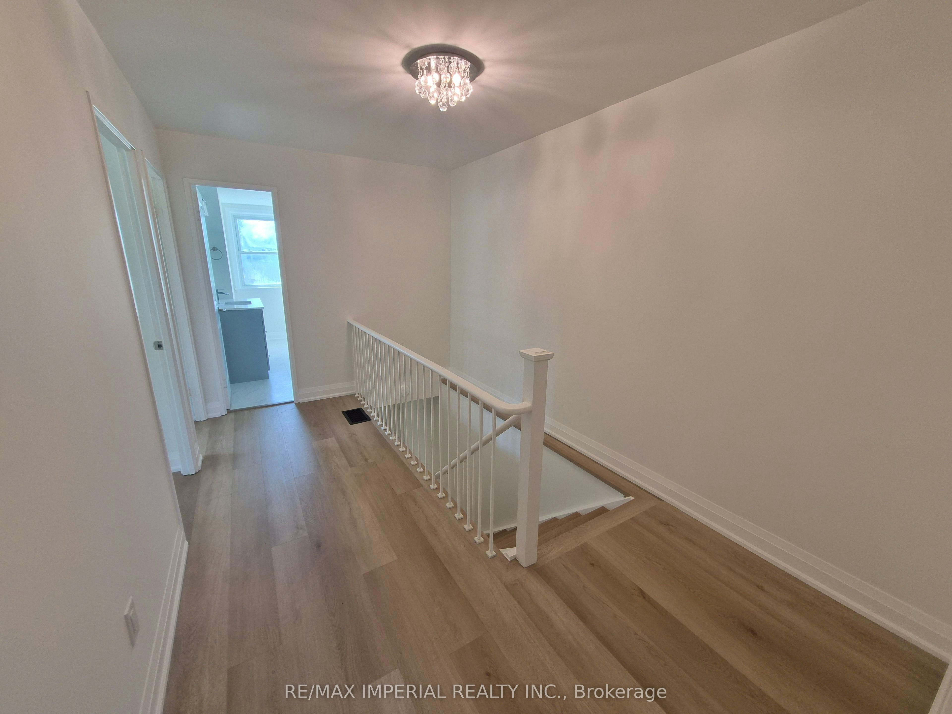 757 Pam Crescent, Newmarket, ON, L3Y 5B7 - 14