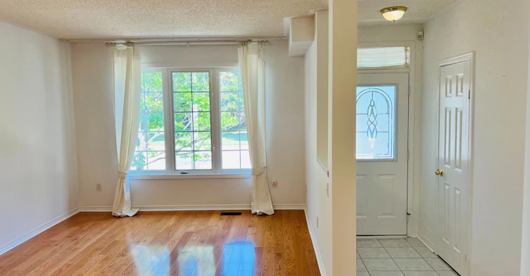 309 Bantry Avenue, Richmond Hill, ON, L4B 4M7 - 2