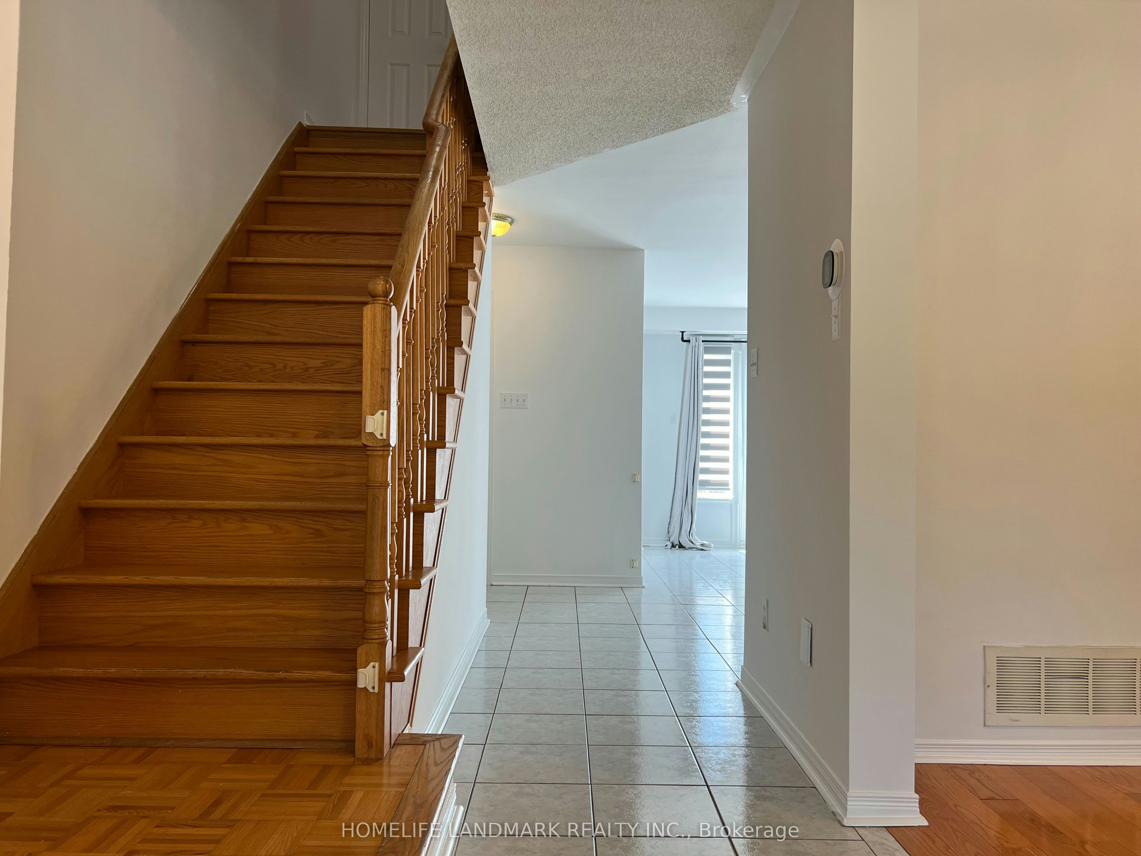 309 Bantry Avenue, Richmond Hill, ON, L4B 4M7 - 4