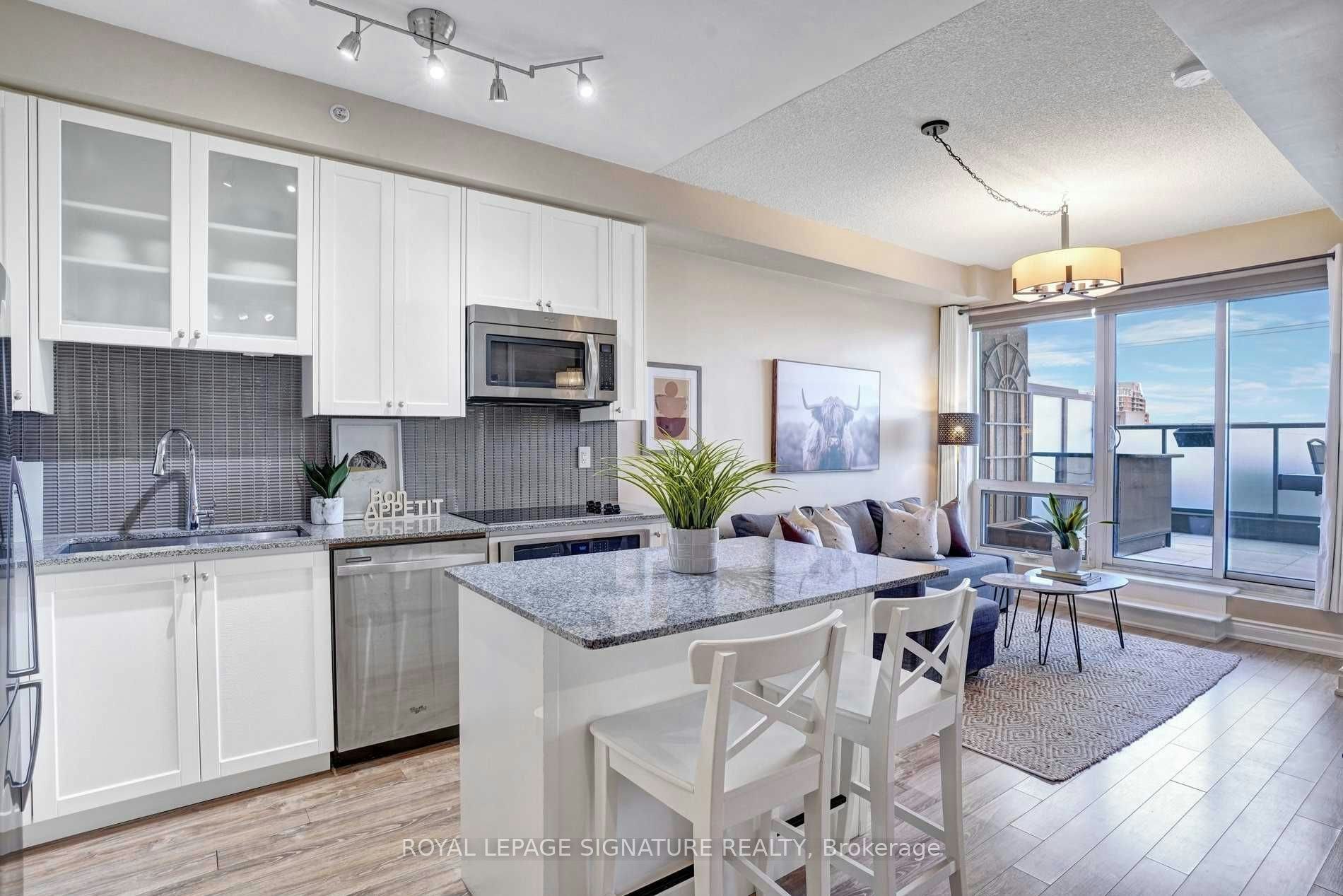 306A-9088 Yonge Street, Richmond Hill, ON, L4C 0Y6 - 2
