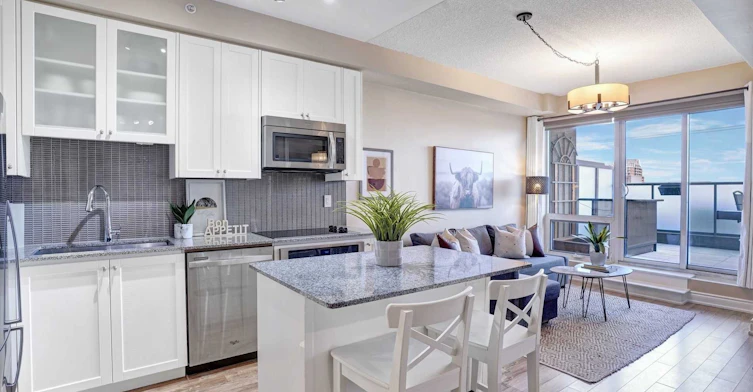 306A-9088 Yonge Street, Richmond Hill, ON, L4C 0Y6 - 2