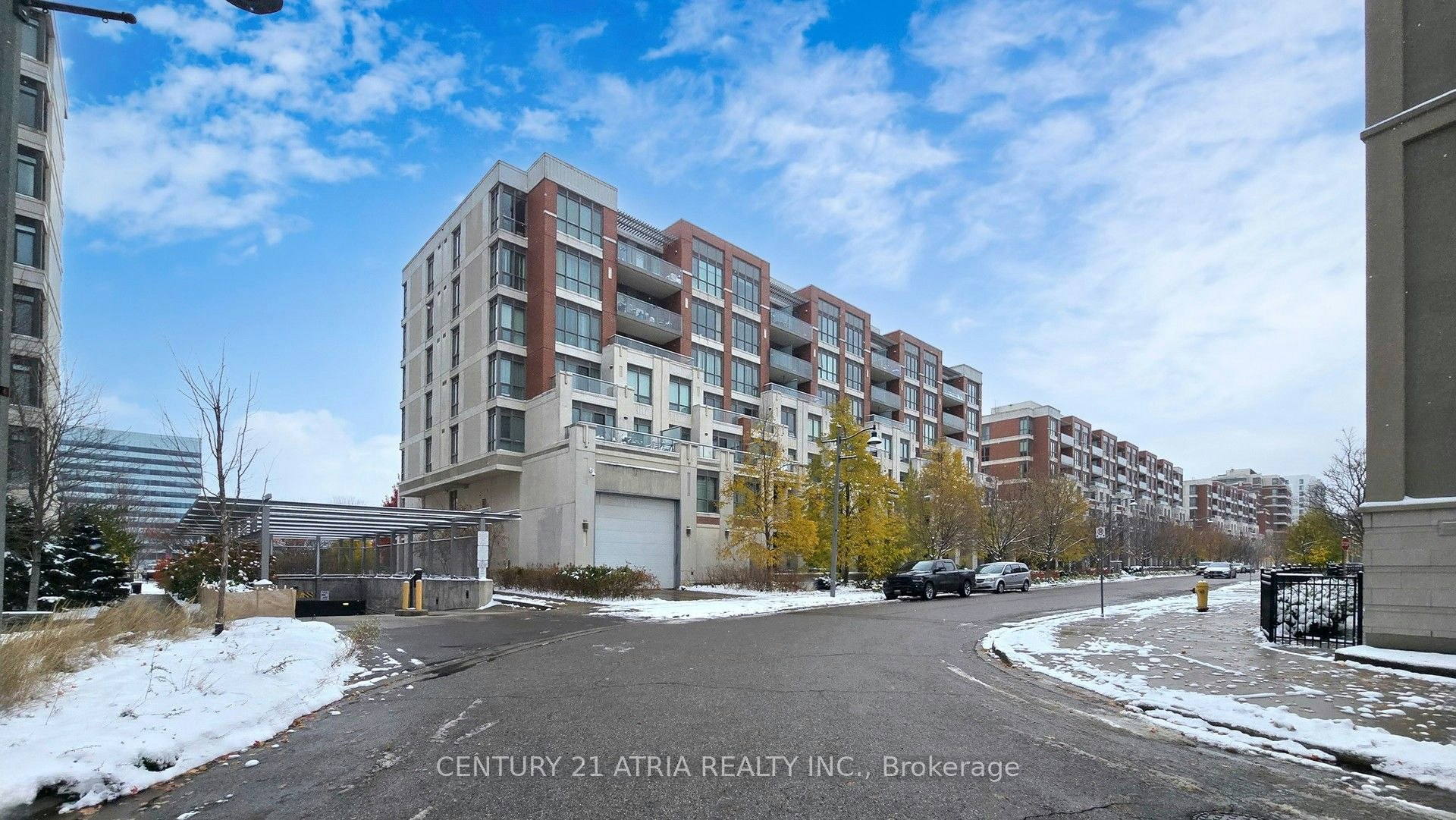 311D-57 Upper Duke Crescent, Markham, ON, L6G 0B0