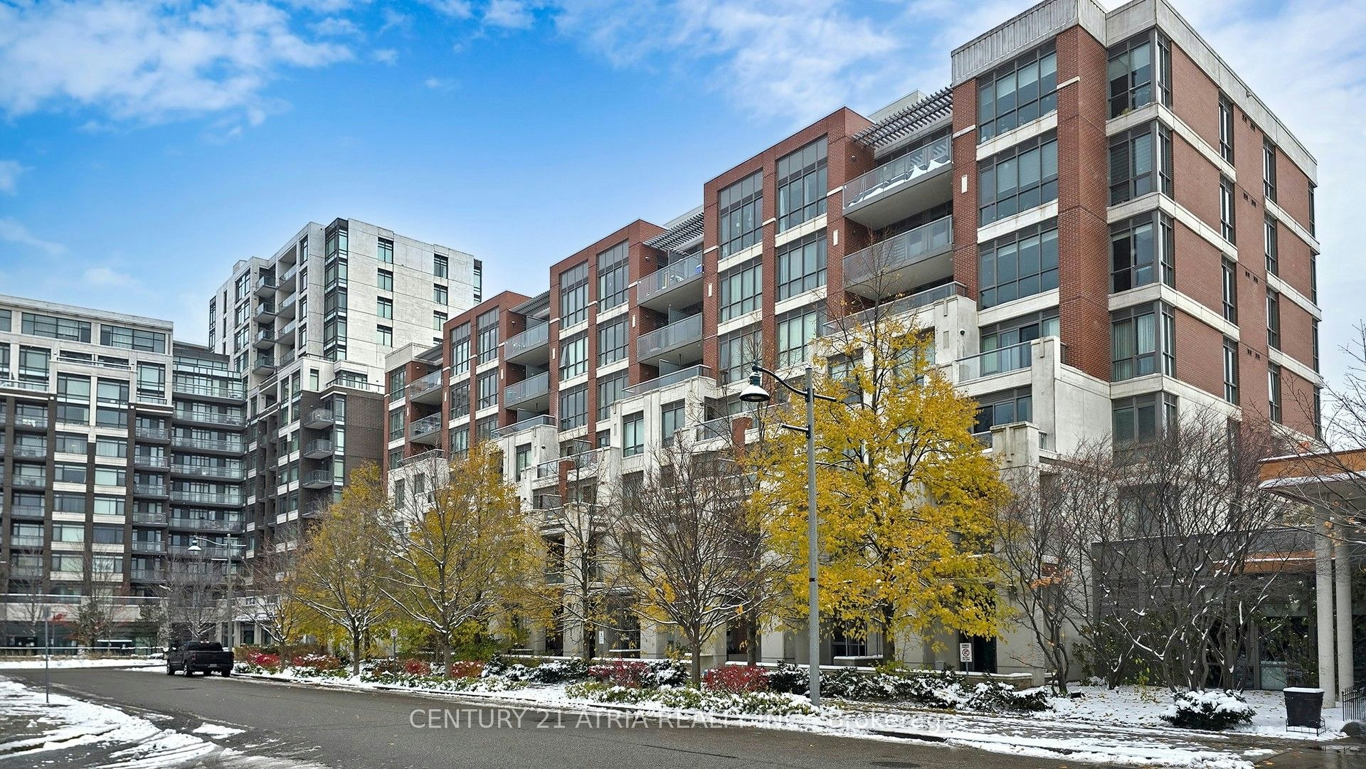 311D-57 Upper Duke Crescent, Markham, ON, L6G 0B0 - 3
