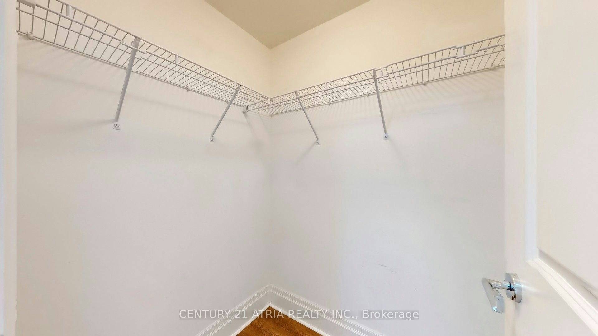 311D-57 Upper Duke Crescent, Markham, ON, L6G 0B0 - 29