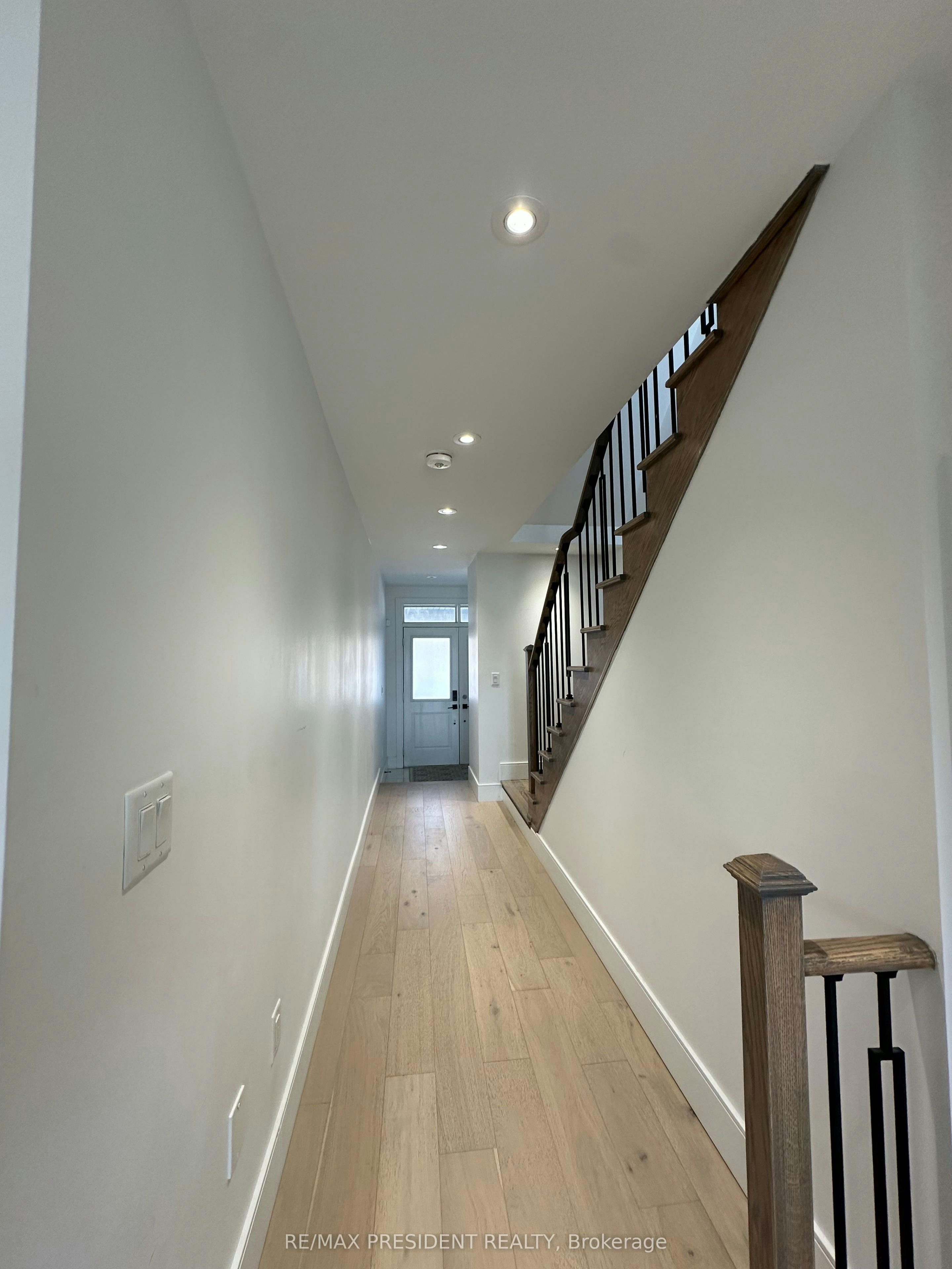 63 Holyrood Crescent, Vaughan, ON, L4H 5G2 - 12