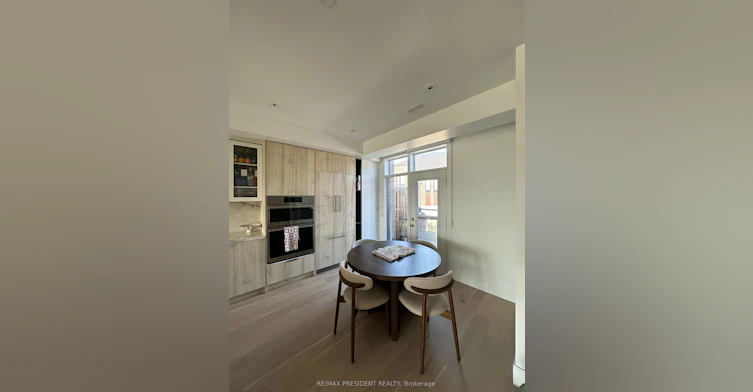 63 Holyrood Crescent, Vaughan, ON, L4H 5G2 - 2