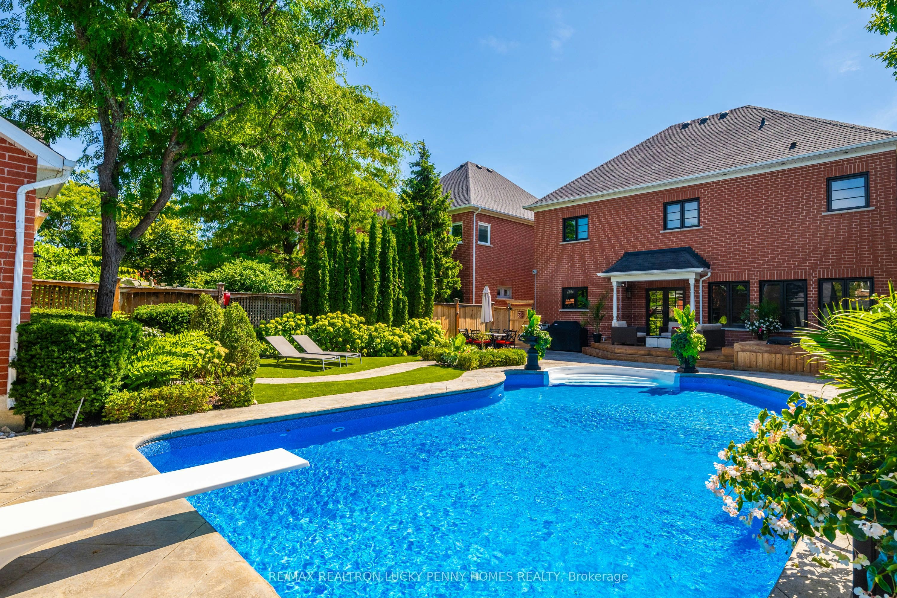 80 Angus Glen Boulevard, Markham, ON, L6C 1Z4