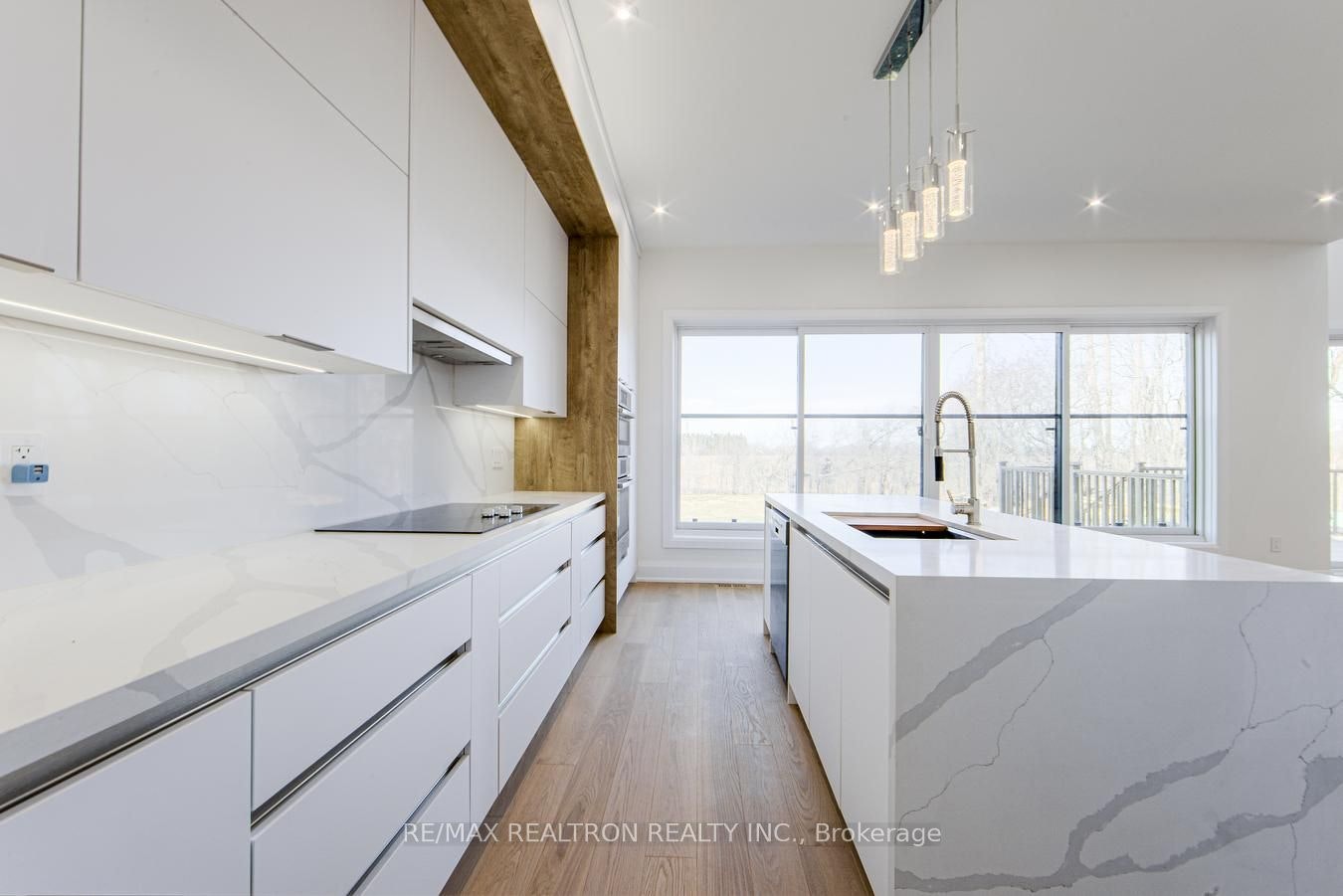 496 Duclos Point Road, Georgina, ON, L0E 1N0 - 12