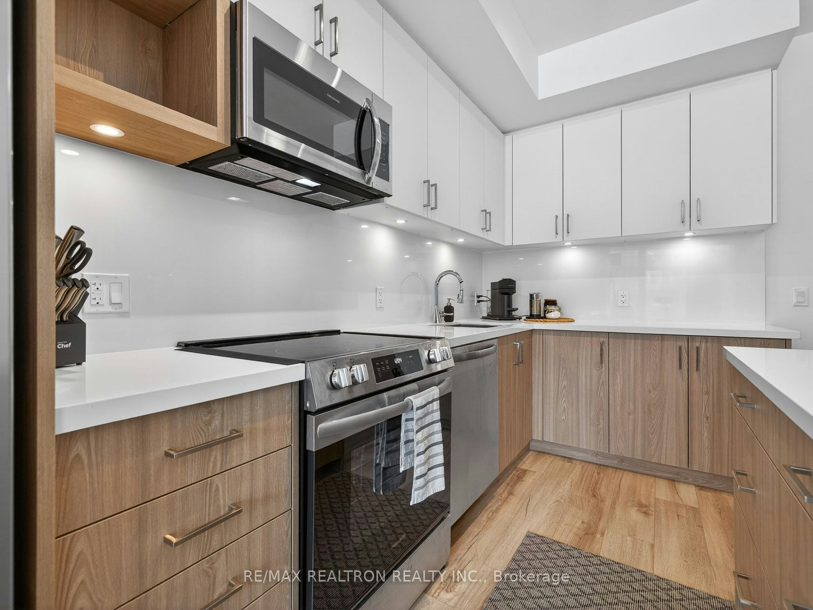 240-333 Sunseeker Avenue, Innisfil, ON, L9R 0R6 - 7
