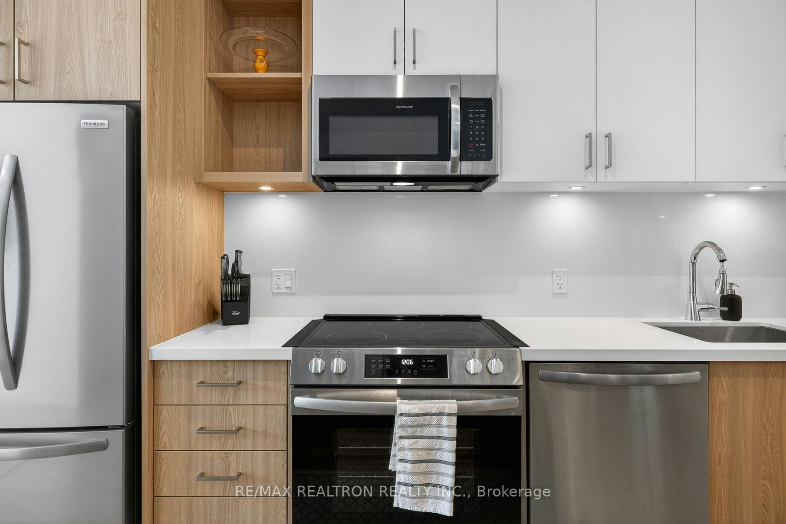 240-333 Sunseeker Avenue, Innisfil, ON, L9R 0R6 - 6