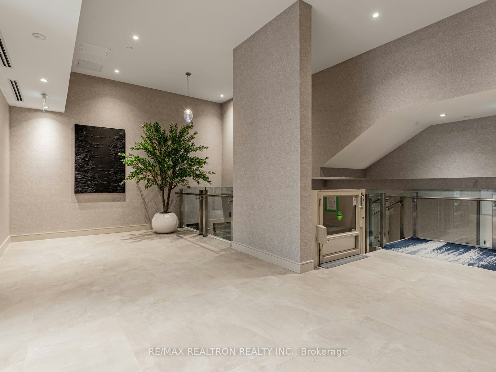 240-333 Sunseeker Avenue, Innisfil, ON, L9R 0R6 - 29