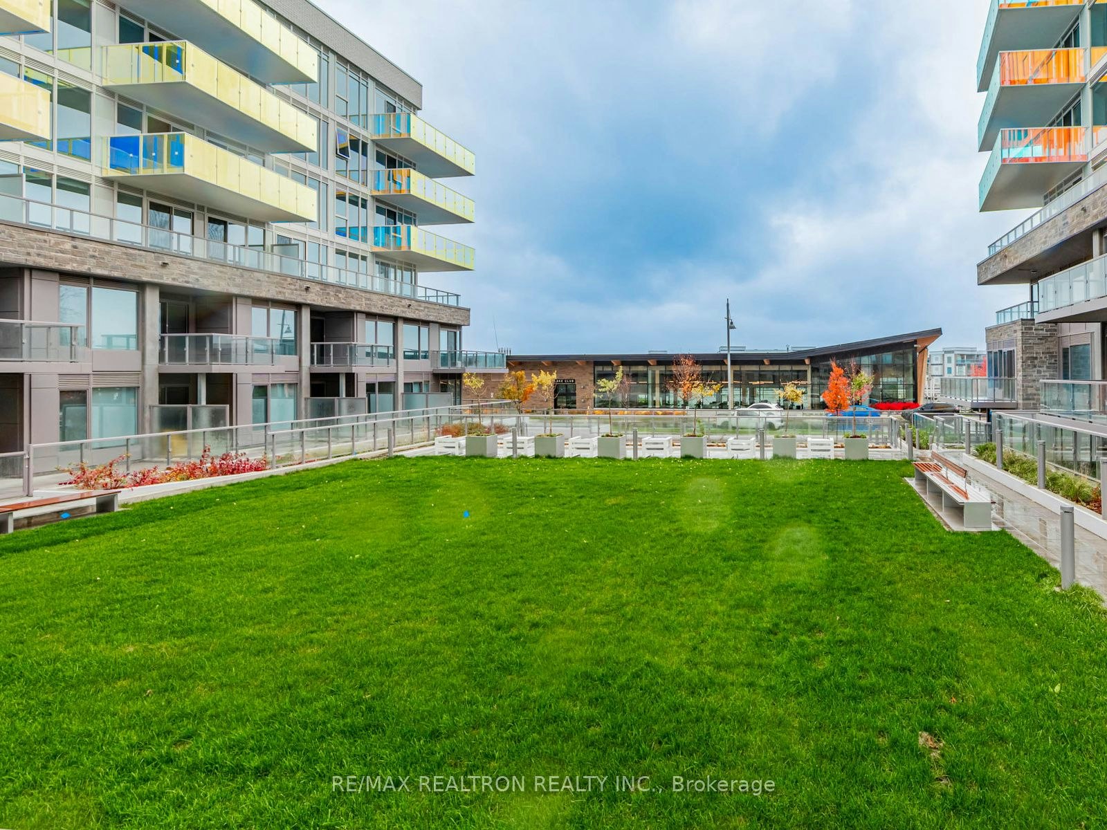 240-333 Sunseeker Avenue, Innisfil, ON, L9R 0R6 - 44