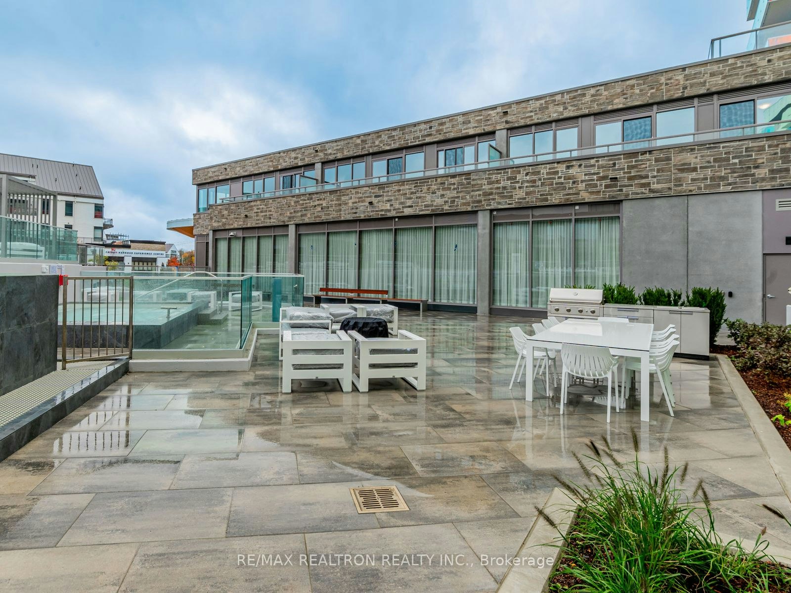 240-333 Sunseeker Avenue, Innisfil, ON, L9R 0R6 - 38