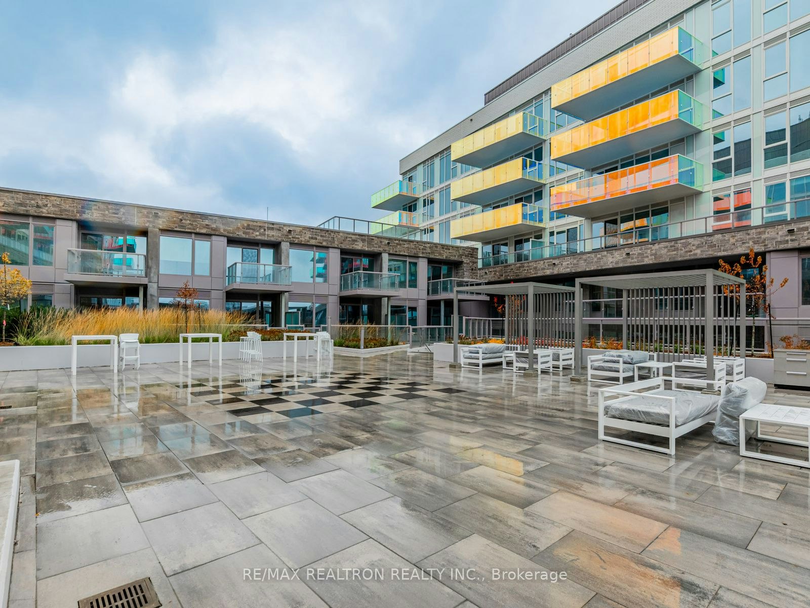 240-333 Sunseeker Avenue, Innisfil, ON, L9R 0R6 - 43