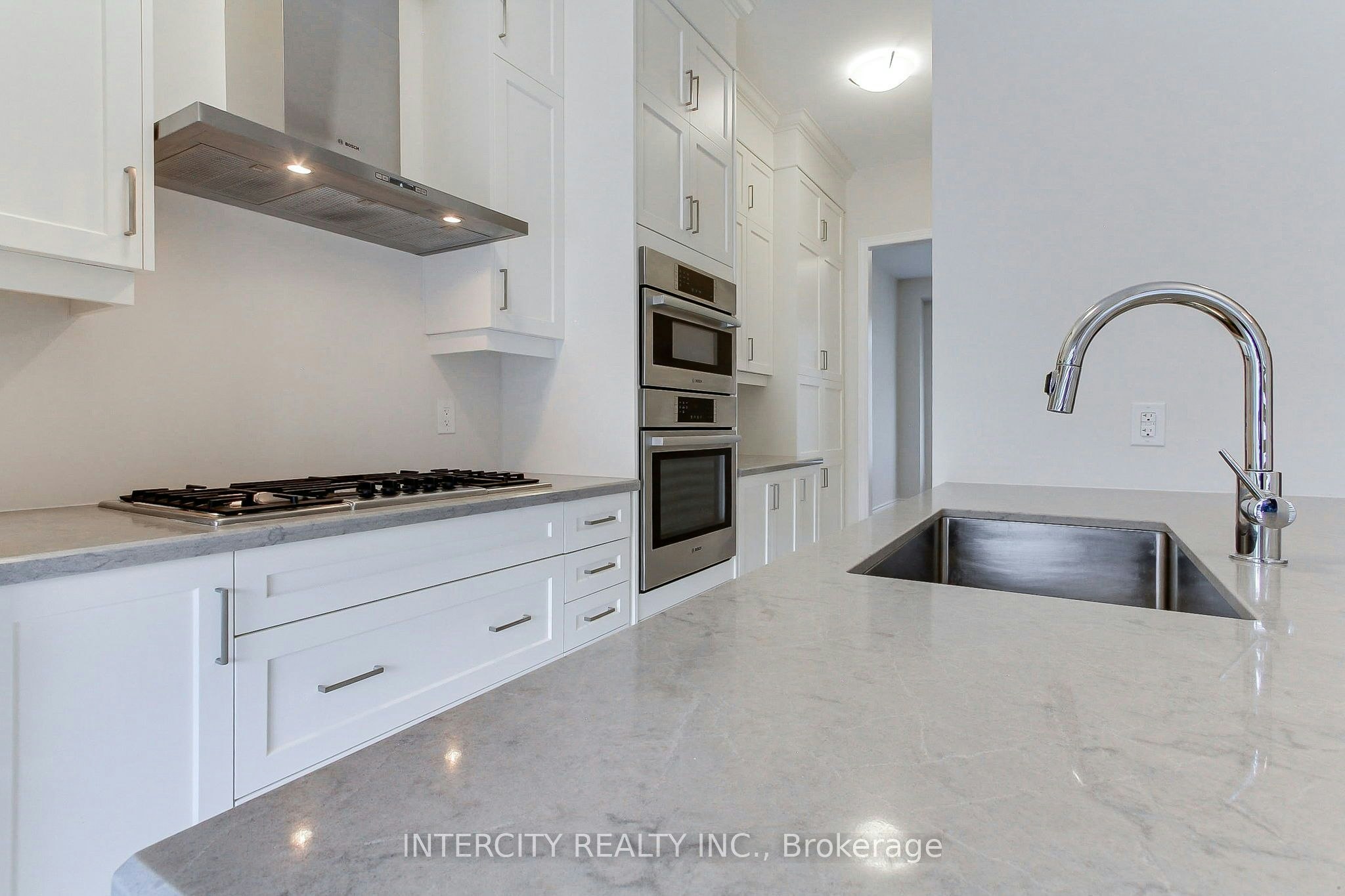 7 Adaskin Drive, Vaughan, ON, L6A 4Z8 - 16