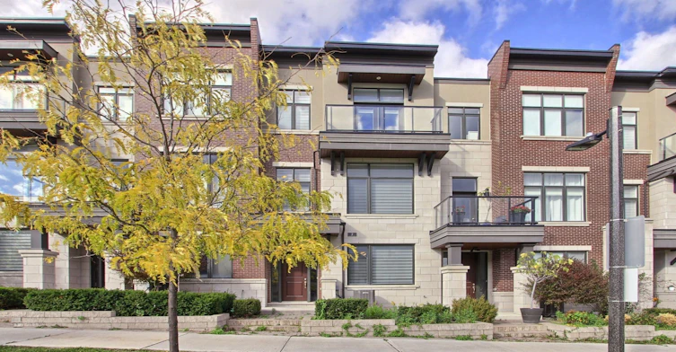 7 Adaskin Drive, Vaughan, ON, L6A 4Z8