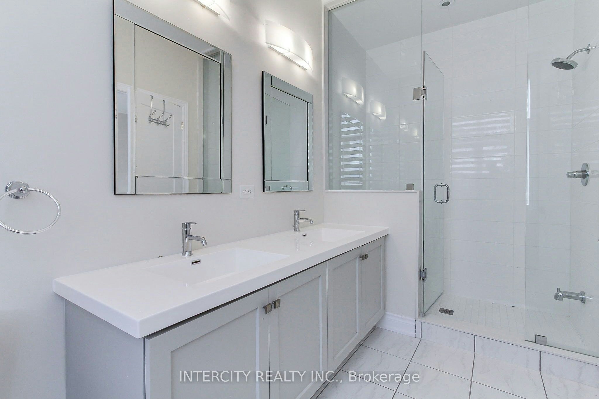 7 Adaskin Drive, Vaughan, ON, L6A 4Z8 - 36