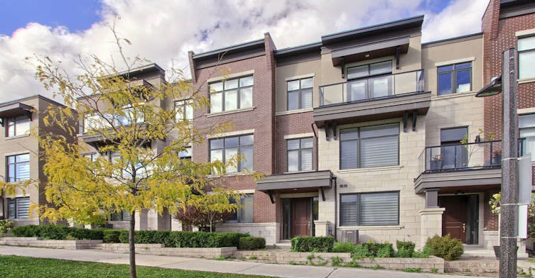 7 Adaskin Drive, Vaughan, ON, L6A 4Z8 - 2