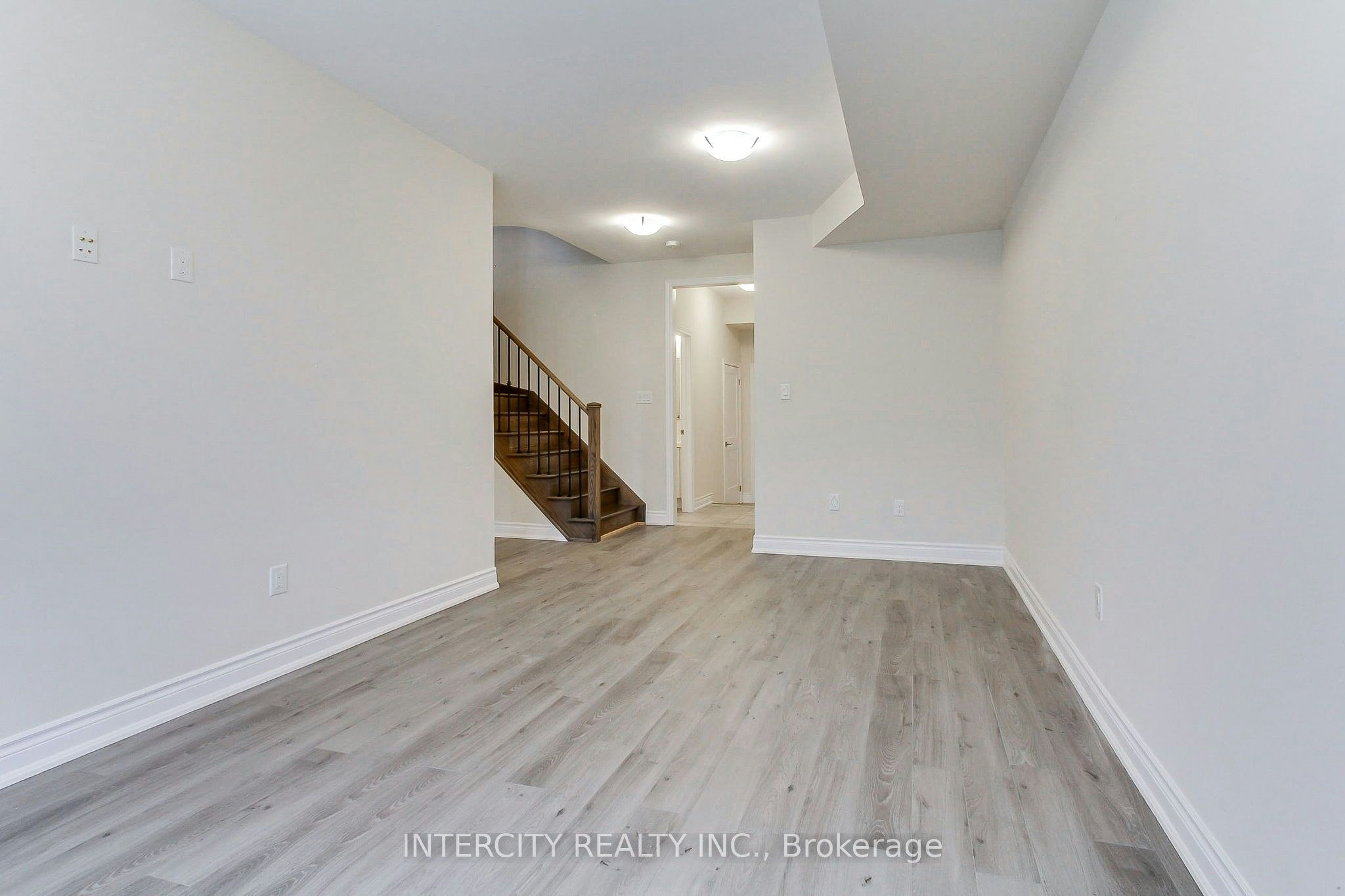 7 Adaskin Drive, Vaughan, ON, L6A 4Z8 - 9