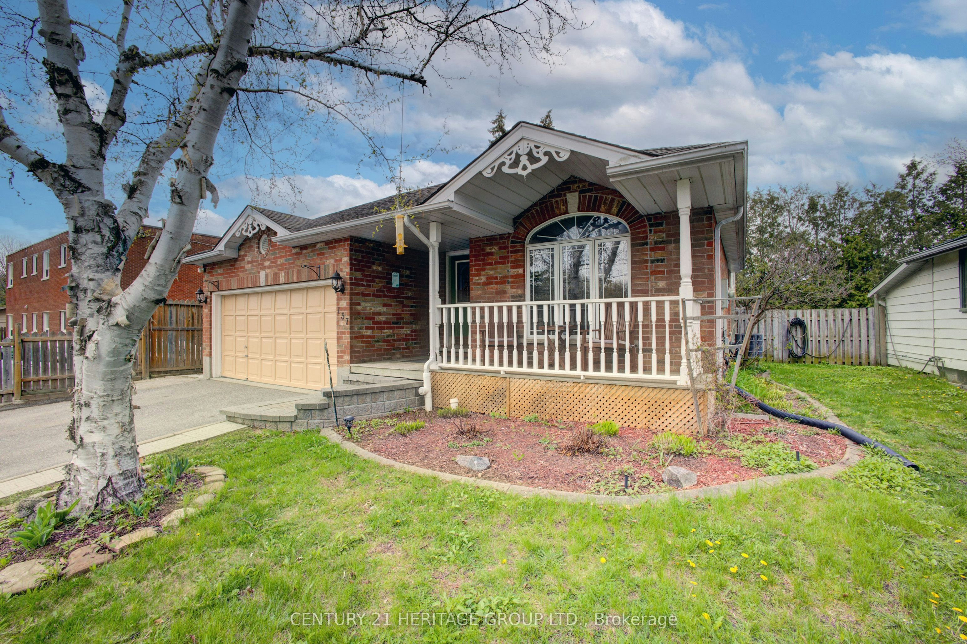 137 Queen Street, New Tecumseth, ON, L9R 1K4