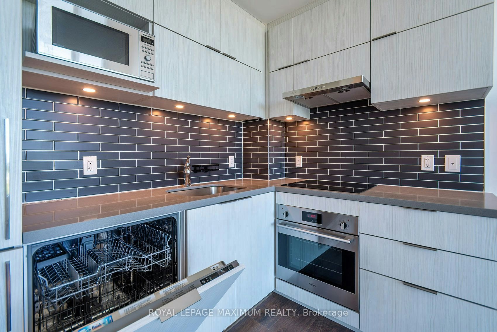 B1216-8 Rouge Valley Dr W Drive, Markham, ON, L6G 0G8 - 14