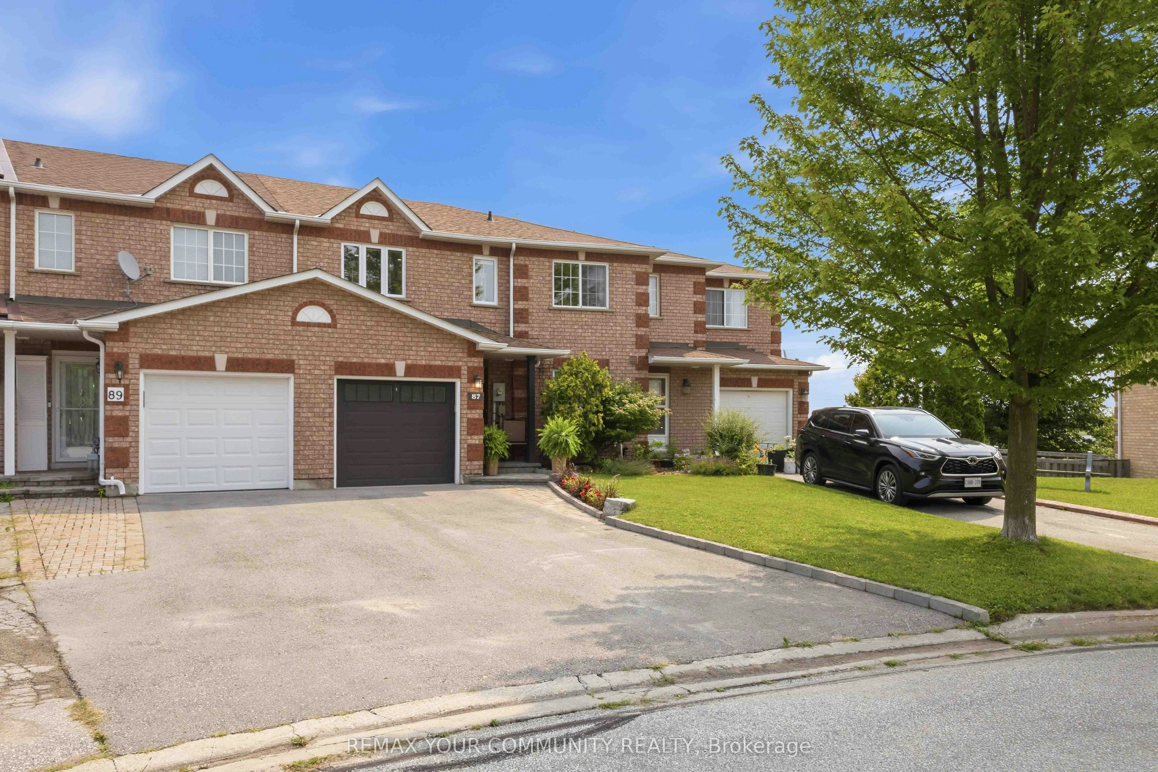 87 Lancaster Court, Georgina, ON, L4P 2Z9