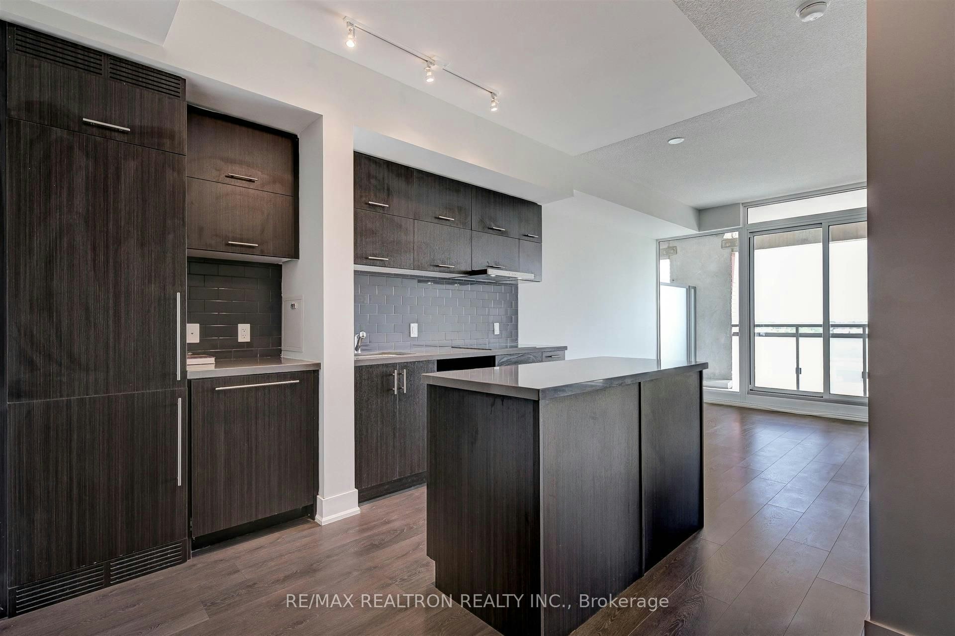 809-180 Enterprise Boulevard, Markham, ON, L6G 0G4 - 5