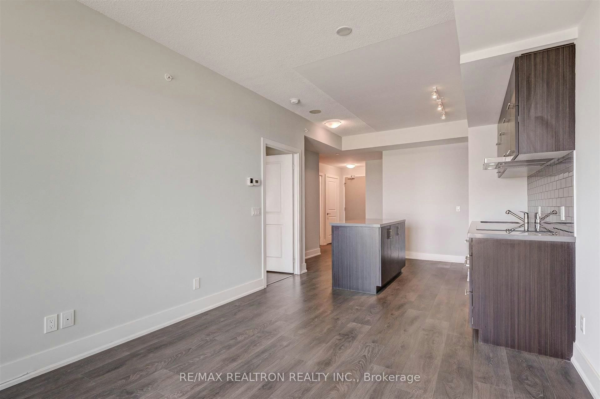 809-180 Enterprise Boulevard, Markham, ON, L6G 0G4 - 14