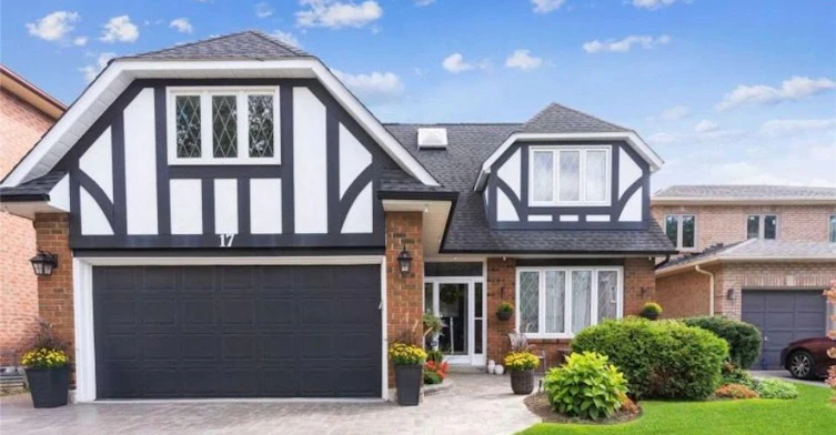 17 Cygnus Drive, Richmond Hill, ON, L4C 8P4