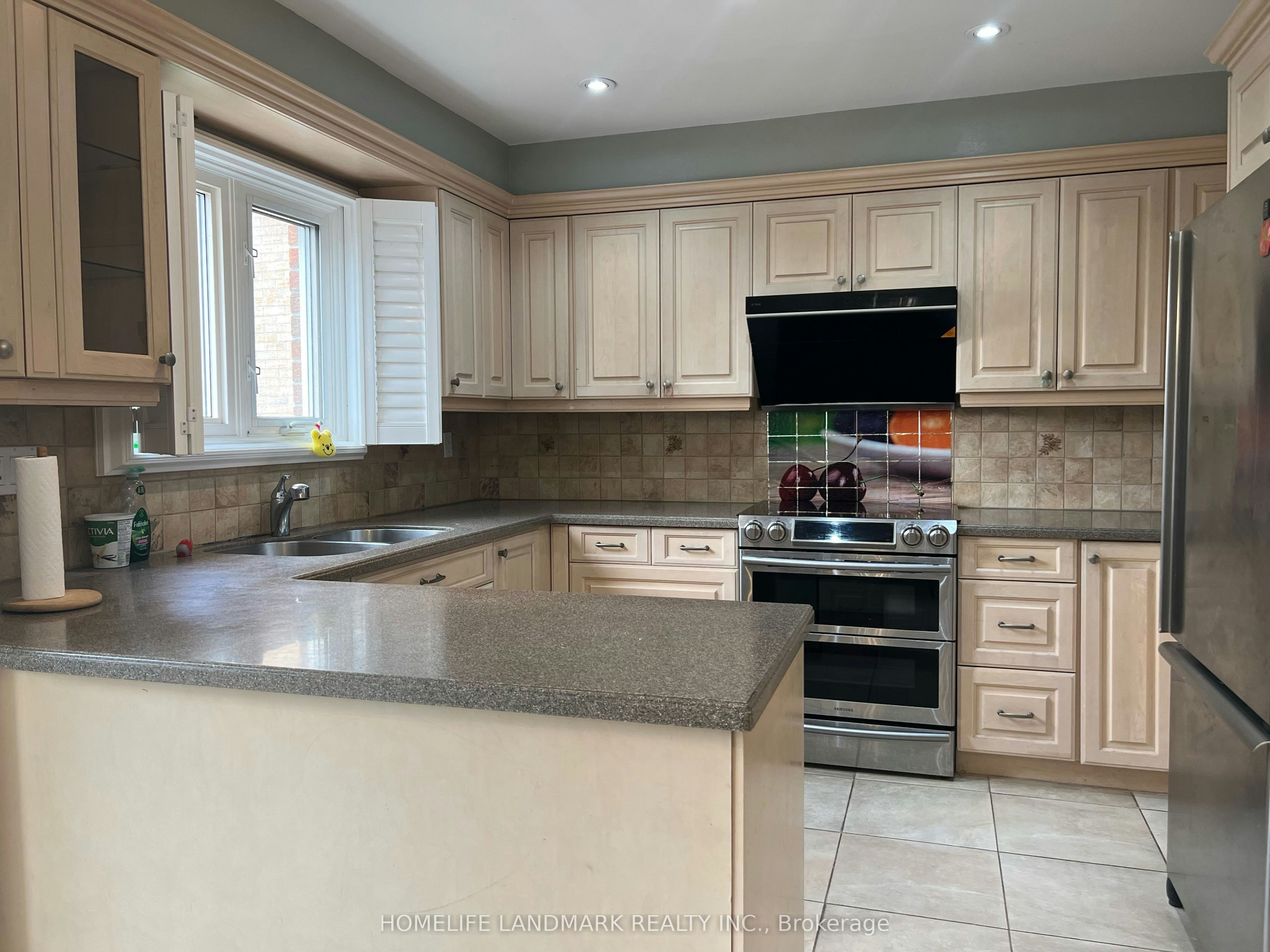 17 Cygnus Drive, Richmond Hill, ON, L4C 8P4 - 8