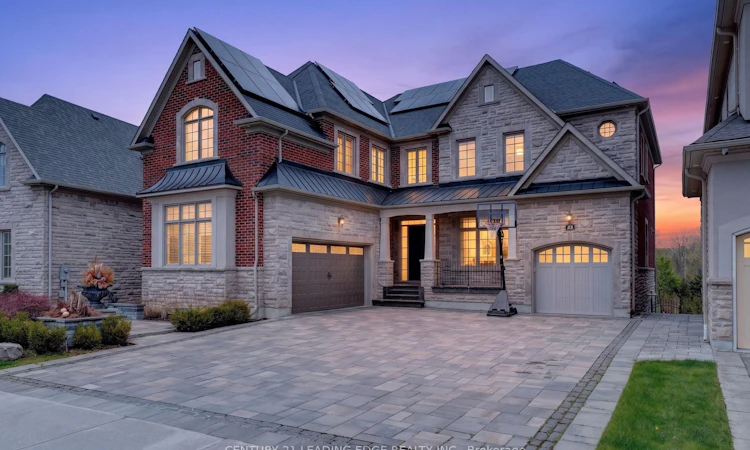 33 Stollery Pond Crescent