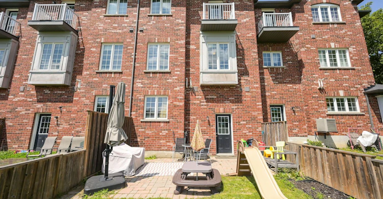 87-15 Old Colony Road, Richmond Hill, ON, L4E 4L5 - 40