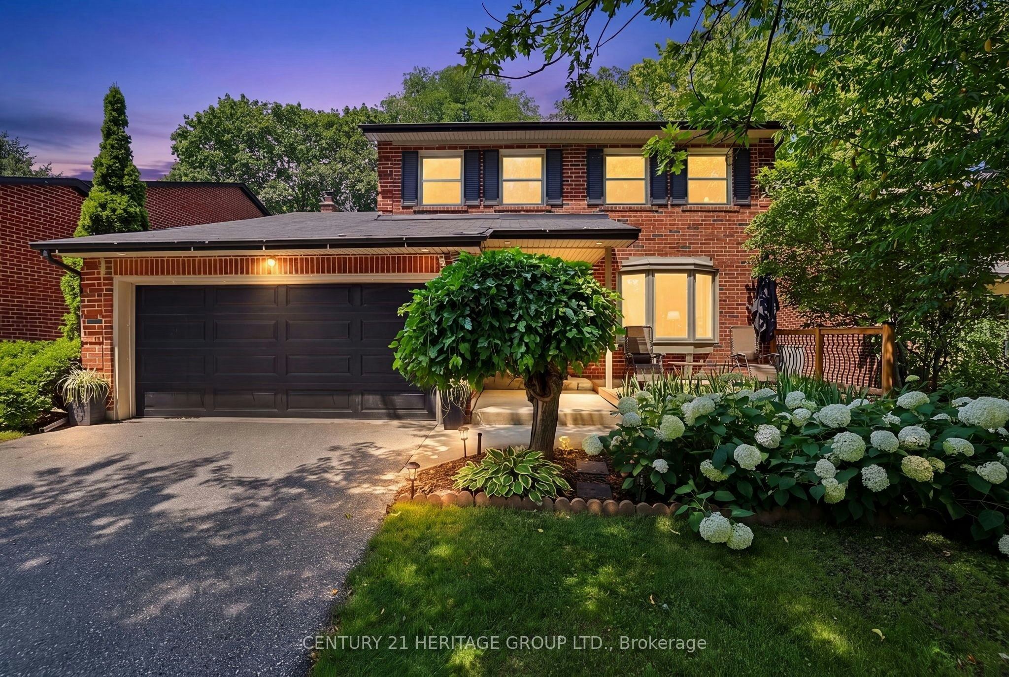 214 Lancaster Avenue, Newmarket, ON, L3Y 5X2