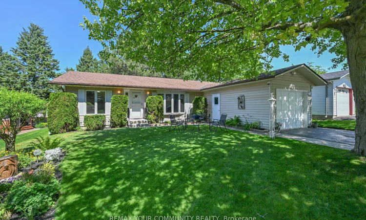 76 Tecumseth Pines Drive