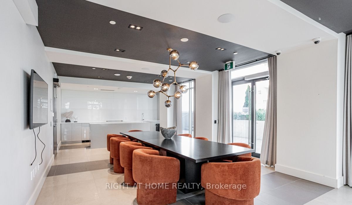 208E-8868 Yonge Street, Richmond Hill, ON, L4C 0T4 - 38
