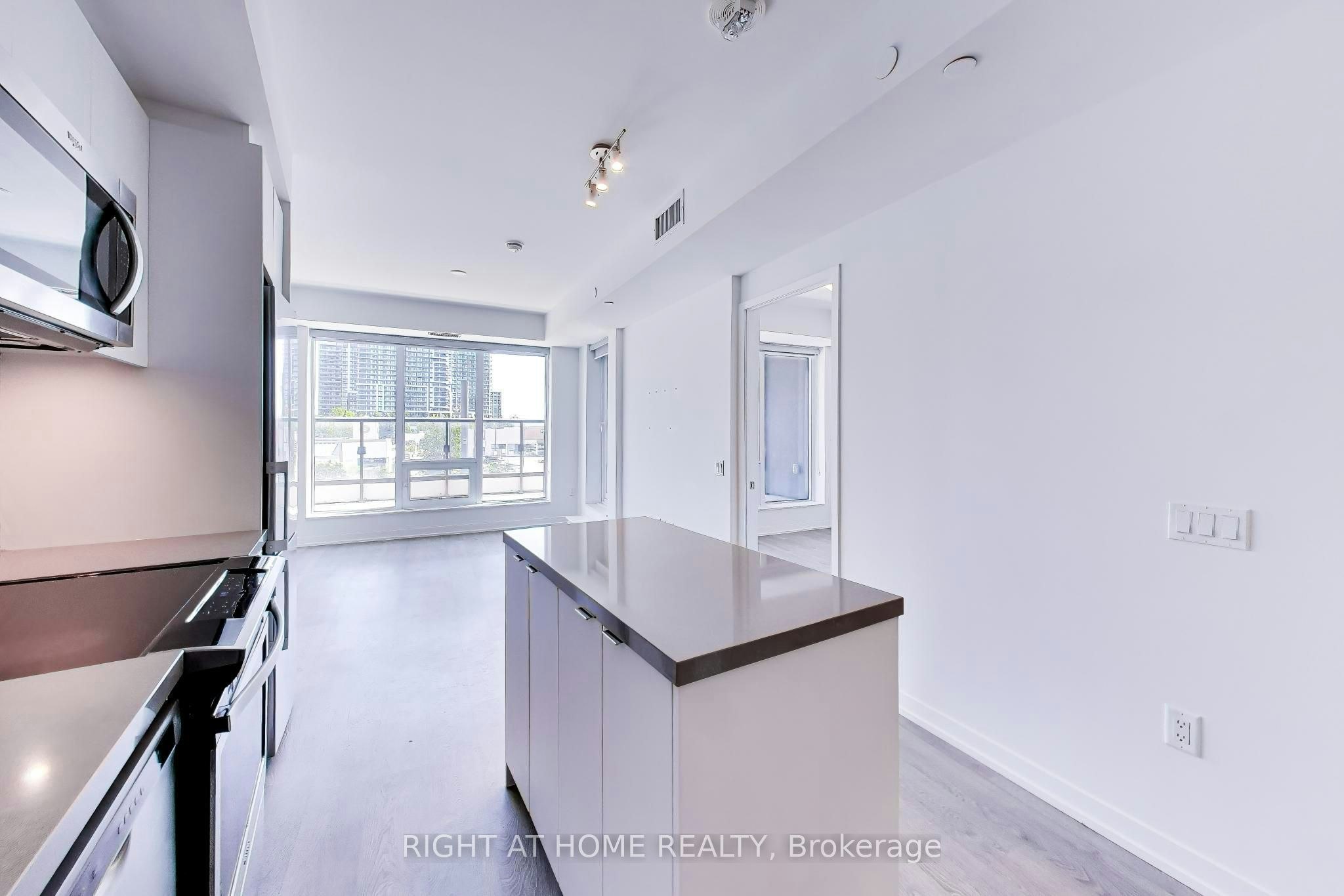 208E-8868 Yonge Street, Richmond Hill, ON, L4C 0T4 - 21