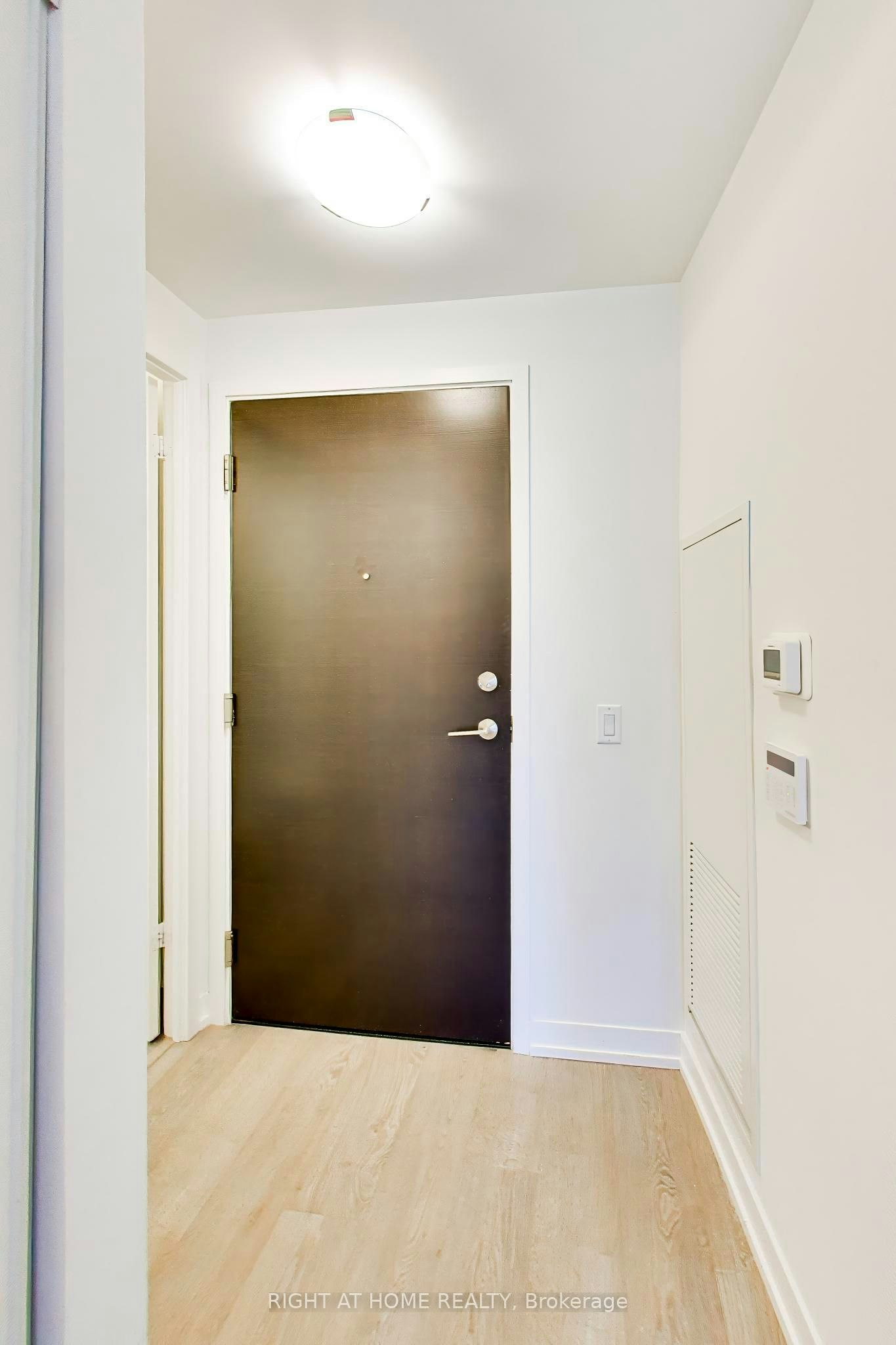 208E-8868 Yonge Street, Richmond Hill, ON, L4C 0T4 - 12
