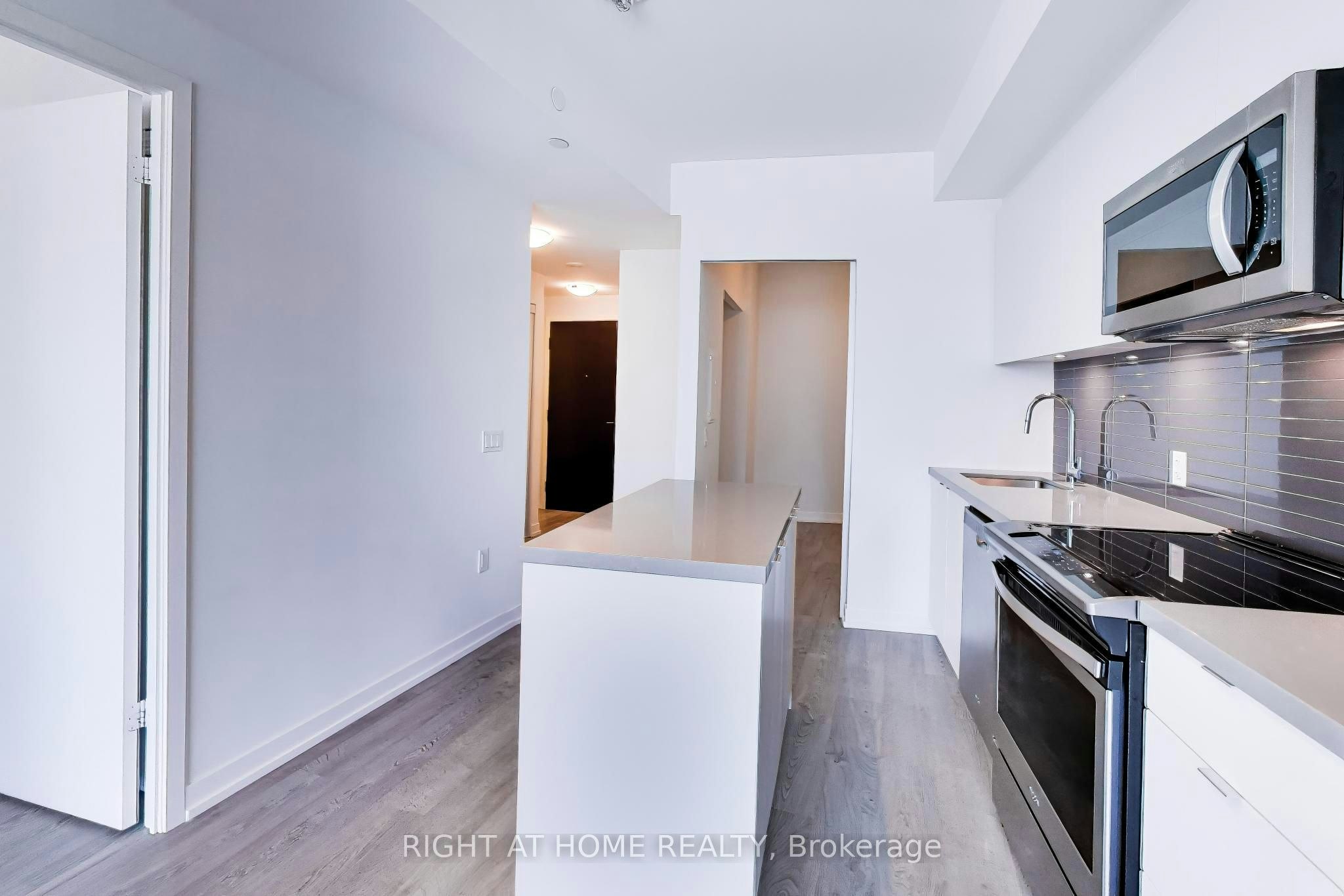 208E-8868 Yonge Street, Richmond Hill, ON, L4C 0T4 - 20