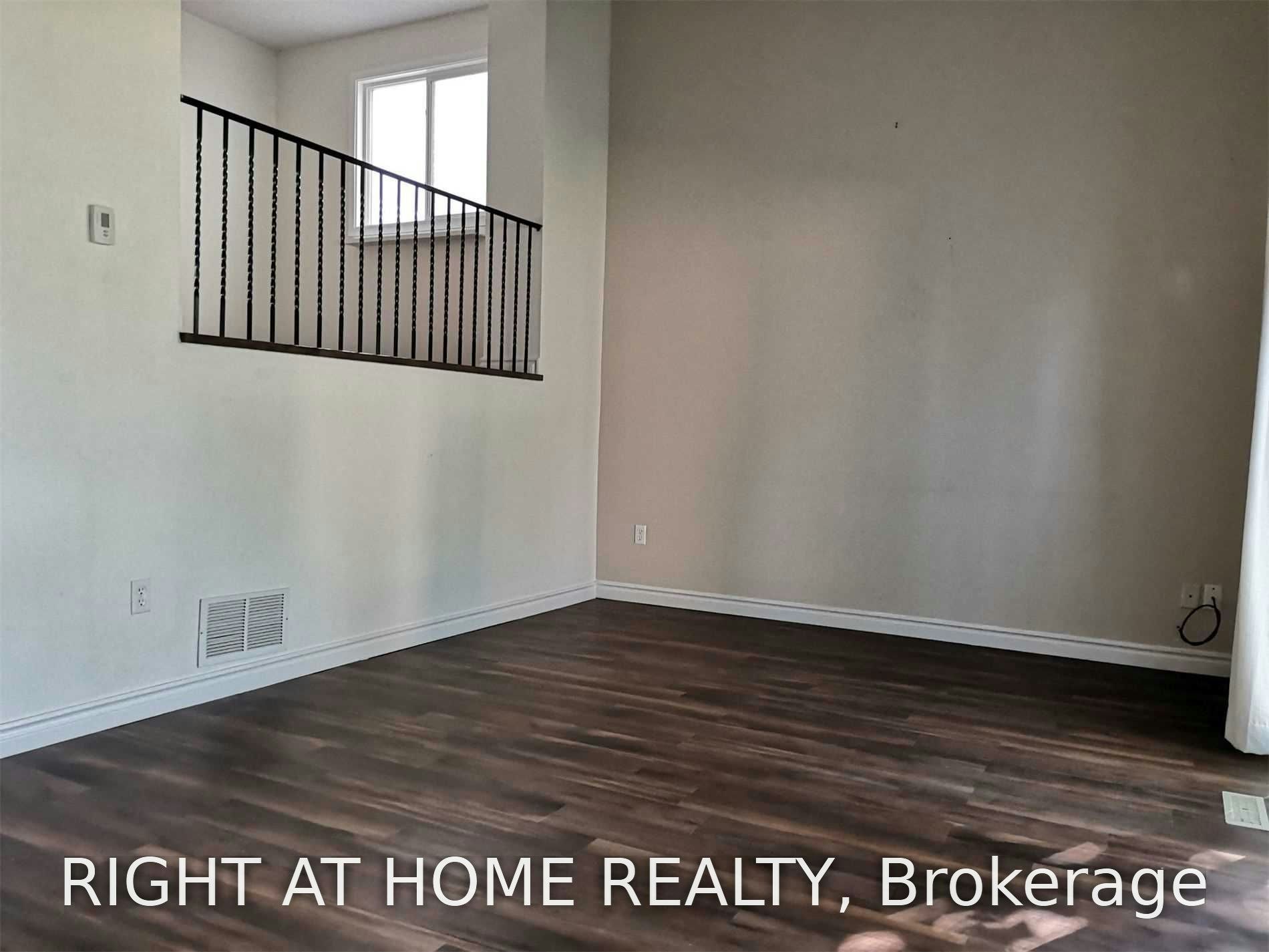 29 New Port Way, Markham, ON, L3T 5G3 - 5